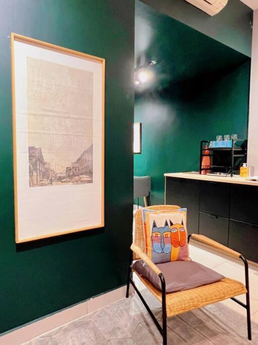 Studio Staycation D'Sara @ Linked Mrt, Near Thomson Hospital & Sungai Buloh Hospital Εξωτερικό φωτογραφία