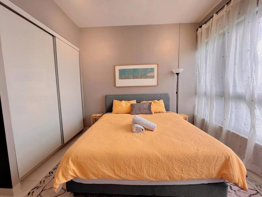 Studio Staycation D'Sara @ Linked Mrt, Near Thomson Hospital & Sungai Buloh Hospital Εξωτερικό φωτογραφία